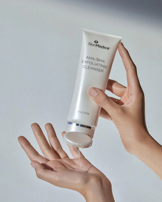 SkinMedica: AHA/BHA Exfoliating Cleanser